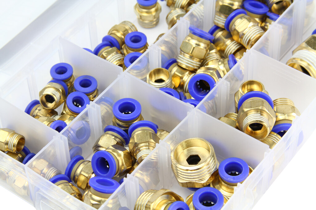 Pneumatikus gyorscsatlakozó készlet 72db-os  ( 4-16mm) - M66573