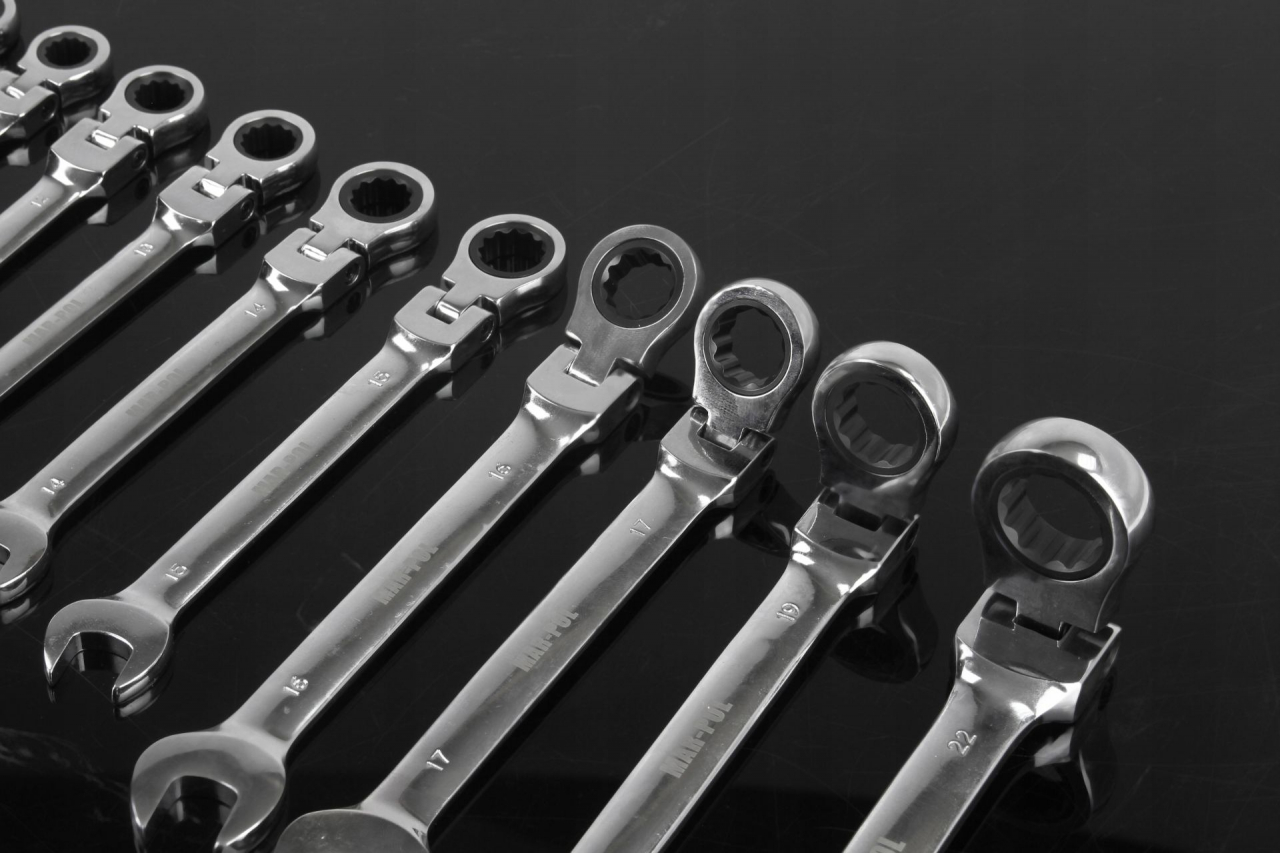 Csillag-villás racsnis kulcs készlet 12részes 8-22mm M58602