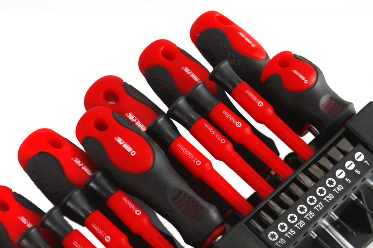 Csavarhúzó készlet 36 darabos M61009