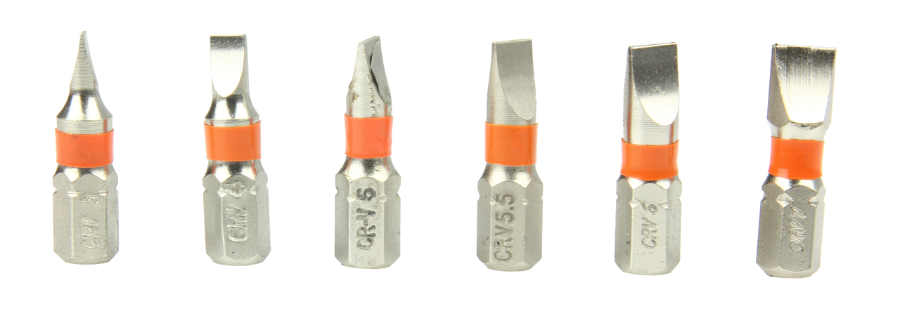 Csavarhúzó szerszámkészlet 32 részes M66305